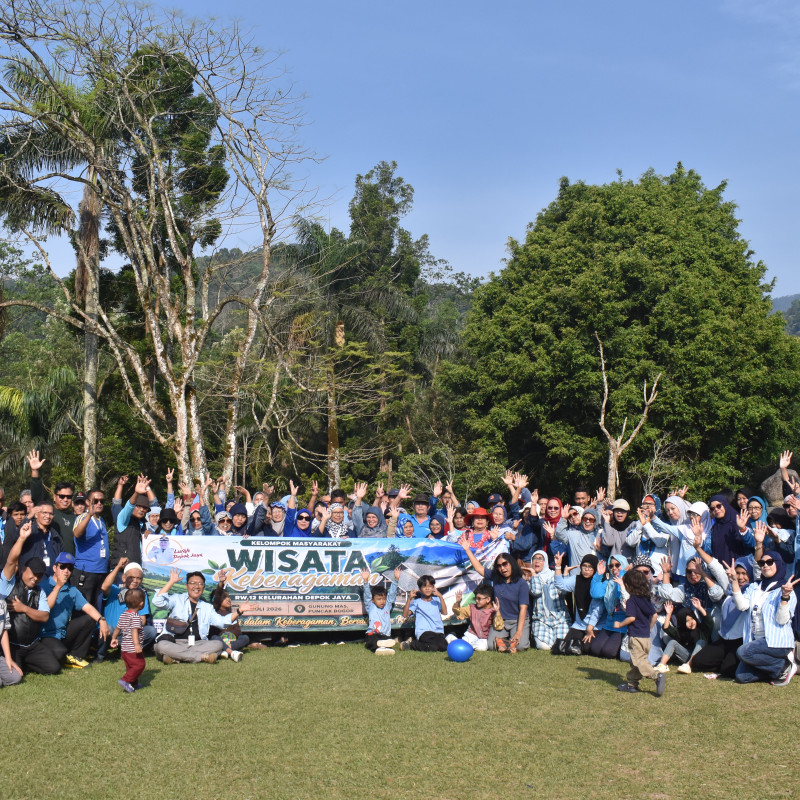 Kebersamaan dalam Keberagaman, Warga RW.12 Gelar Wisata Edukatif ke Gunung Mas Puncak Bogor